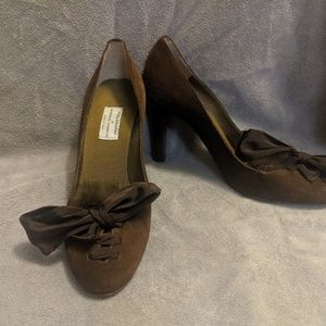 Philosophy di Alberta Ferretti Suede Round-Toe Pum